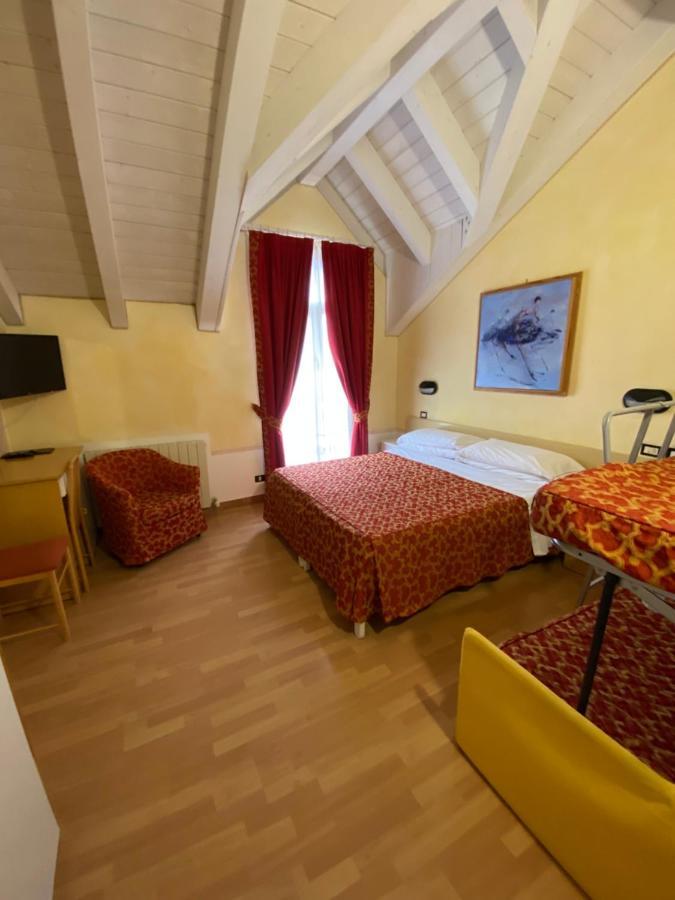 Hotel Montepizzo Lizzano In Belvedere Zewnętrze zdjęcie