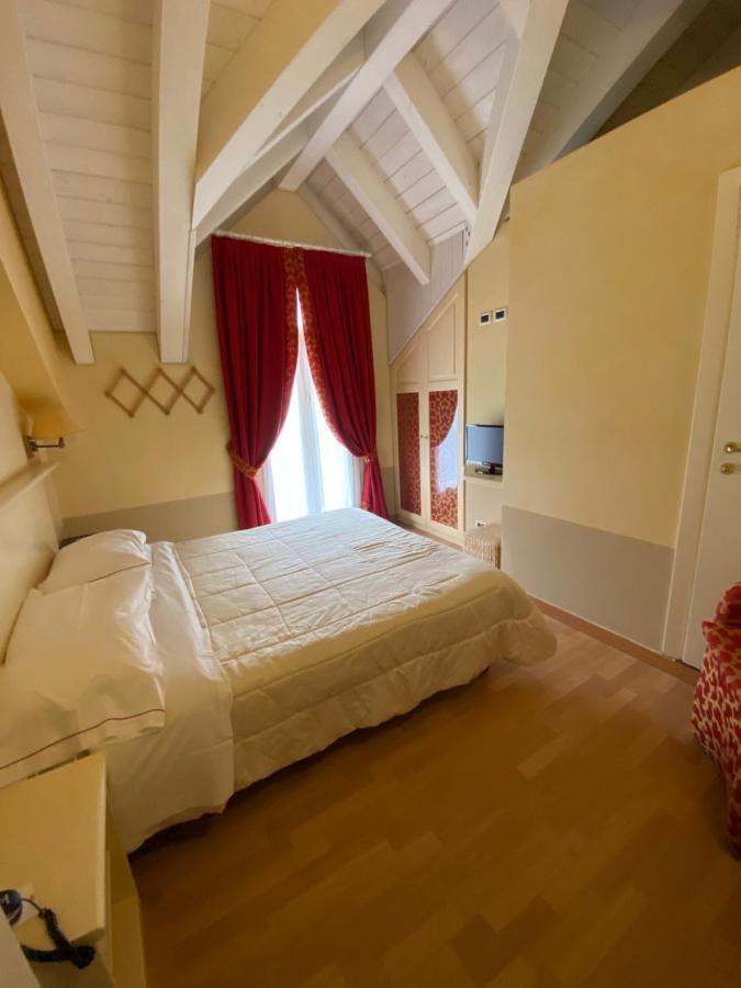 Hotel Montepizzo Lizzano In Belvedere Zewnętrze zdjęcie